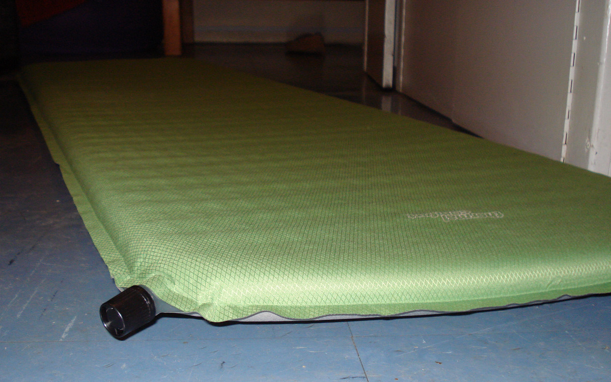 Sleeping pad for camping